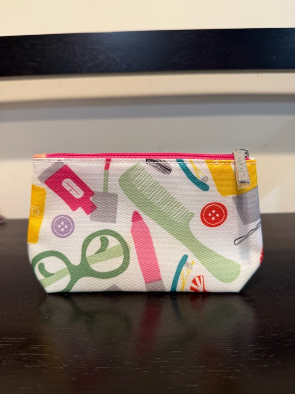 Clinique Two-Piece Makeup Bag Cosmetic Pouch Set - Picture 6 of 9